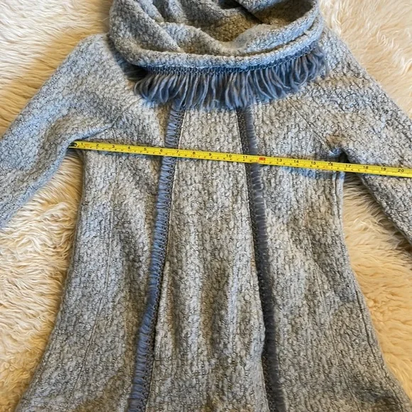 Angel Of The North Sweater - Picture 7 of 9